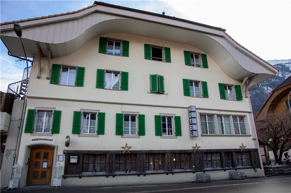 In der Dachgeschosswohnung war ein Brand ausgebrochen.