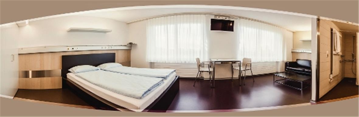Geburtshilflicher Dienst startet am 1. April In diesem Zimmer können die kurz vor der Geburt stehenden Frauen mit ihren Männern auf dem Spitalgelände in Thun übernachten.