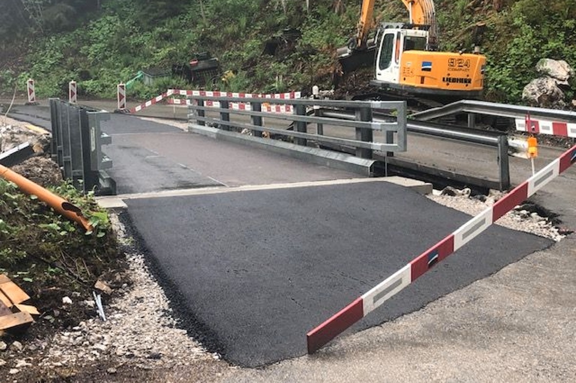 Inbetriebnahme der Notbrücke.