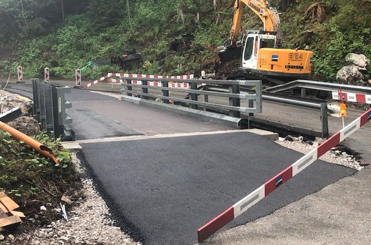 Inbetriebnahme der Notbrücke.