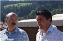 Interessiert: Die Grossräte Peter Eberhart und Thomas Knutti folgten der Einladu...