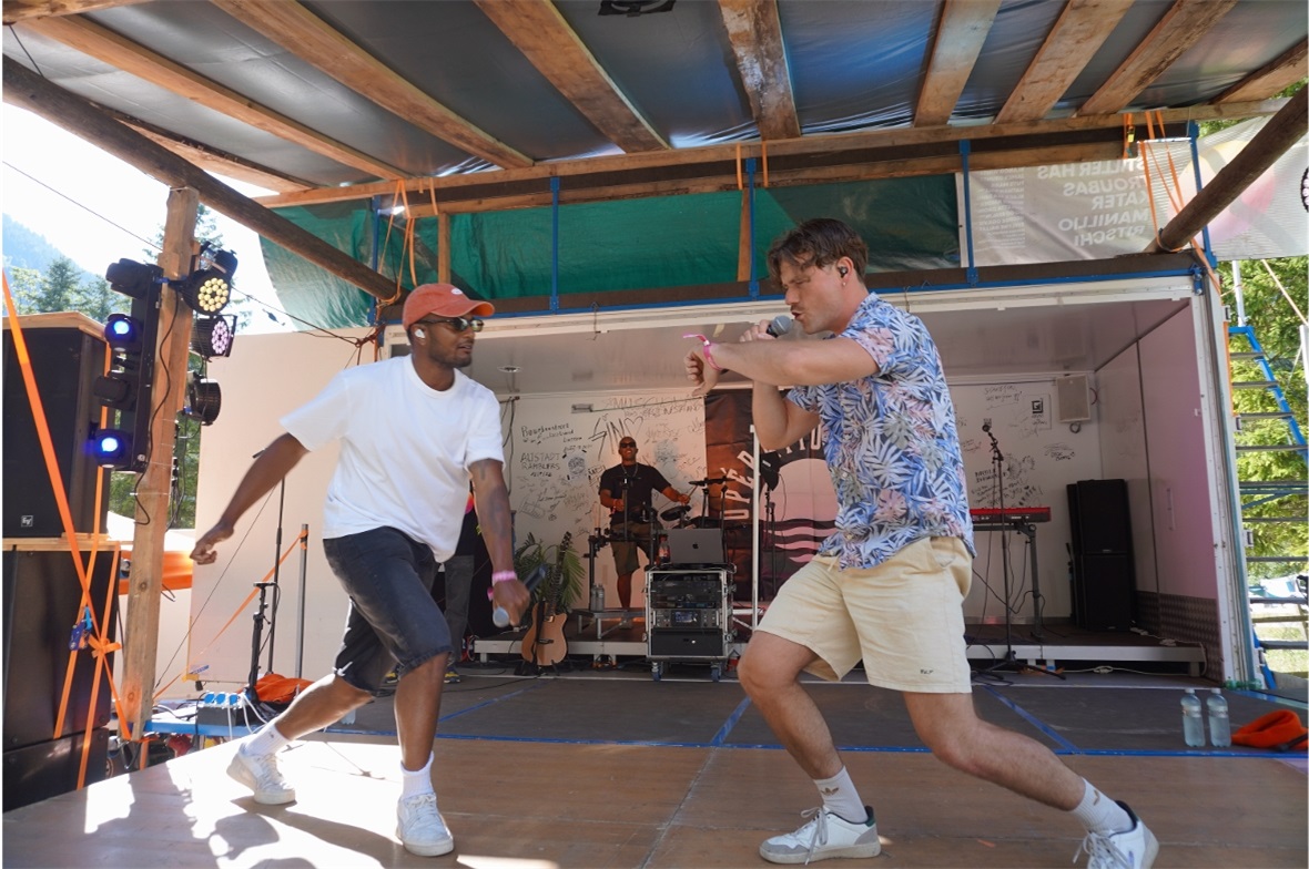 JJ, Malick und Kali, zusammen Opération Zéro aus Bern begeisterten das Publikum ...