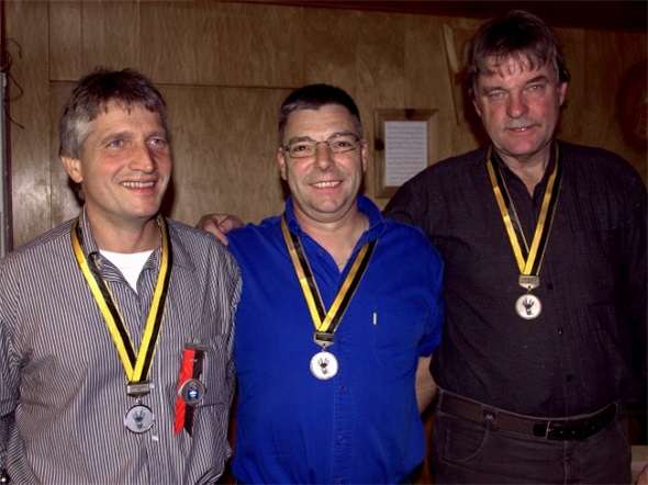 Jahresmeisterschaft: 2. Hans Ueltschi, 1. Jean-Marc Cottier, 3. Walter Sigrist