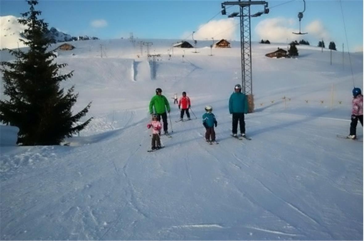 Jaunpass: Ski-Spass auf dem Hochplateu vor dem Bäderhorn