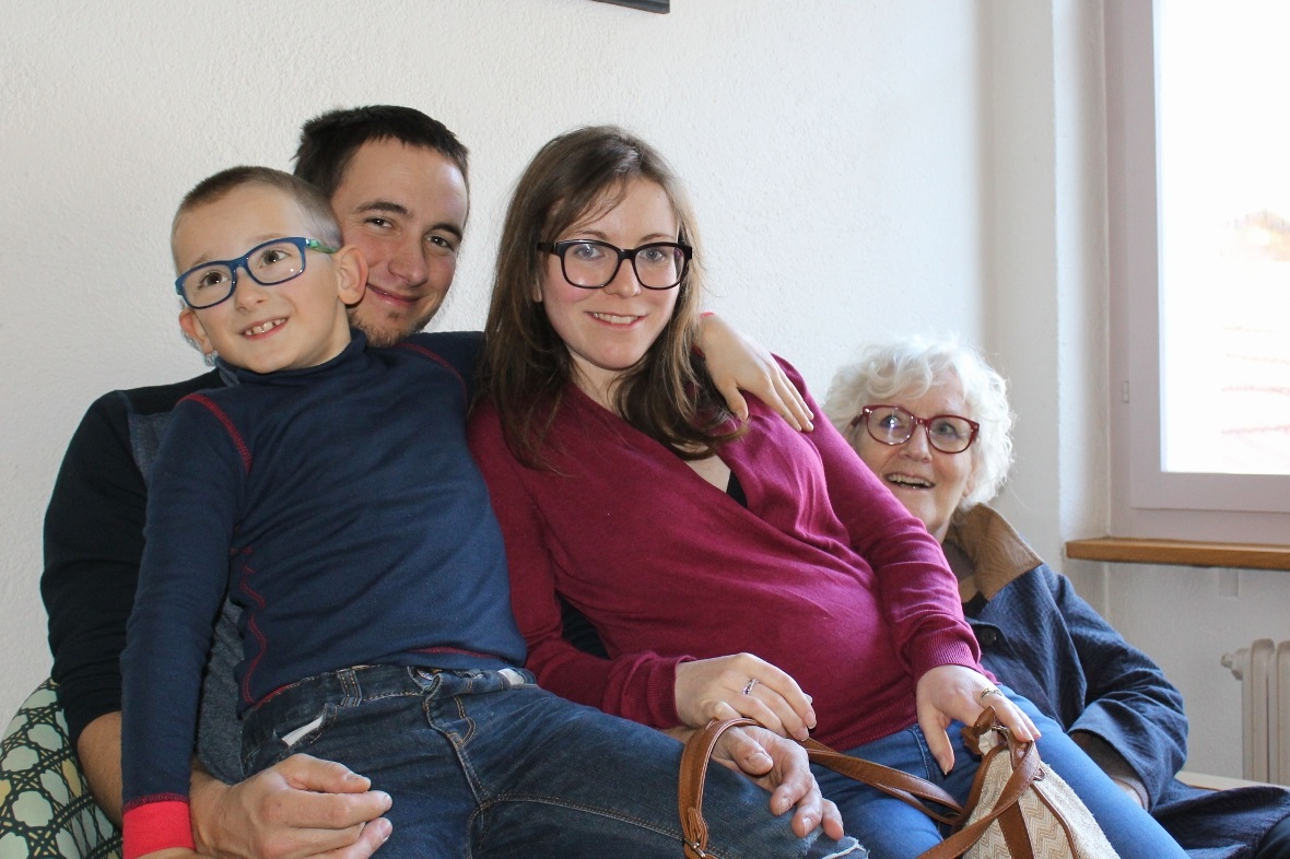 Jede Sitzgelegenheit wurde voll beansprucht.