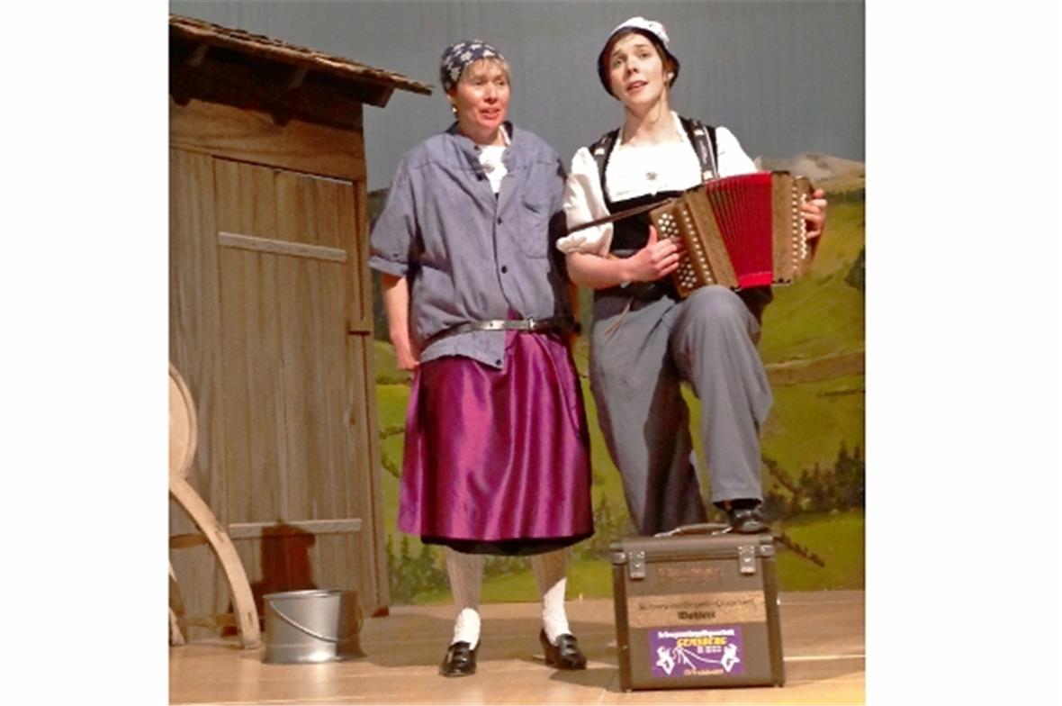 Jodelduett Angela und Sonja Kunz bei der Zugabe.