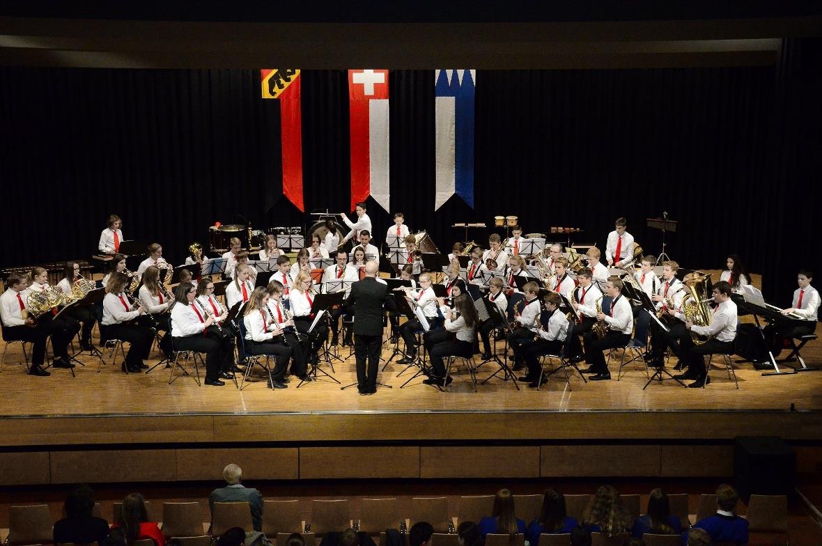 Jugendblasorchester unteres Simmental erreichte den 3. Rang mit gutem Potential an Bläser und Schlagzeuger.