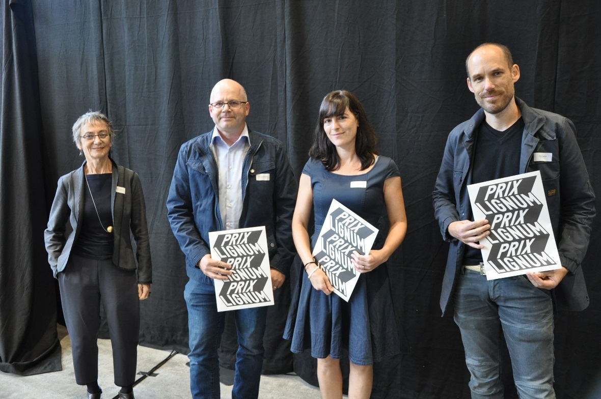 Jurypräsidentin Claudia Cattaneo übergab den Anerkennungspreis für die Lokremise...