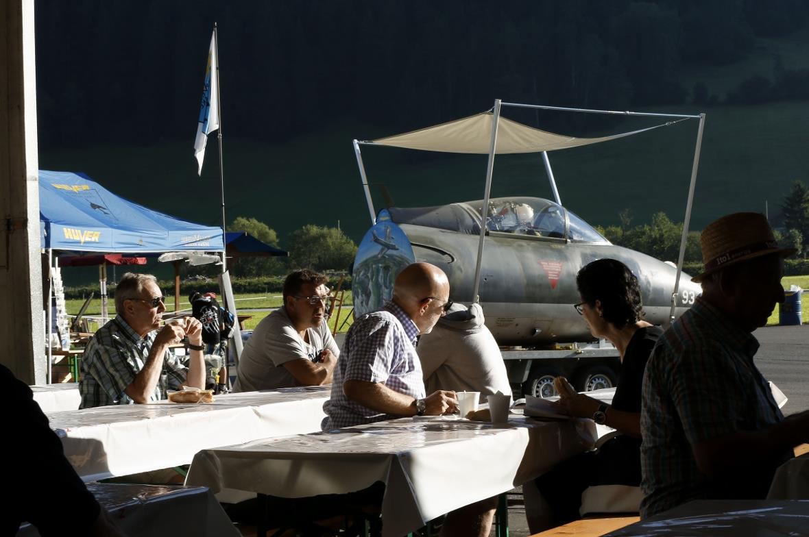 Kaffee am Morgen vor dem Hunterfest.