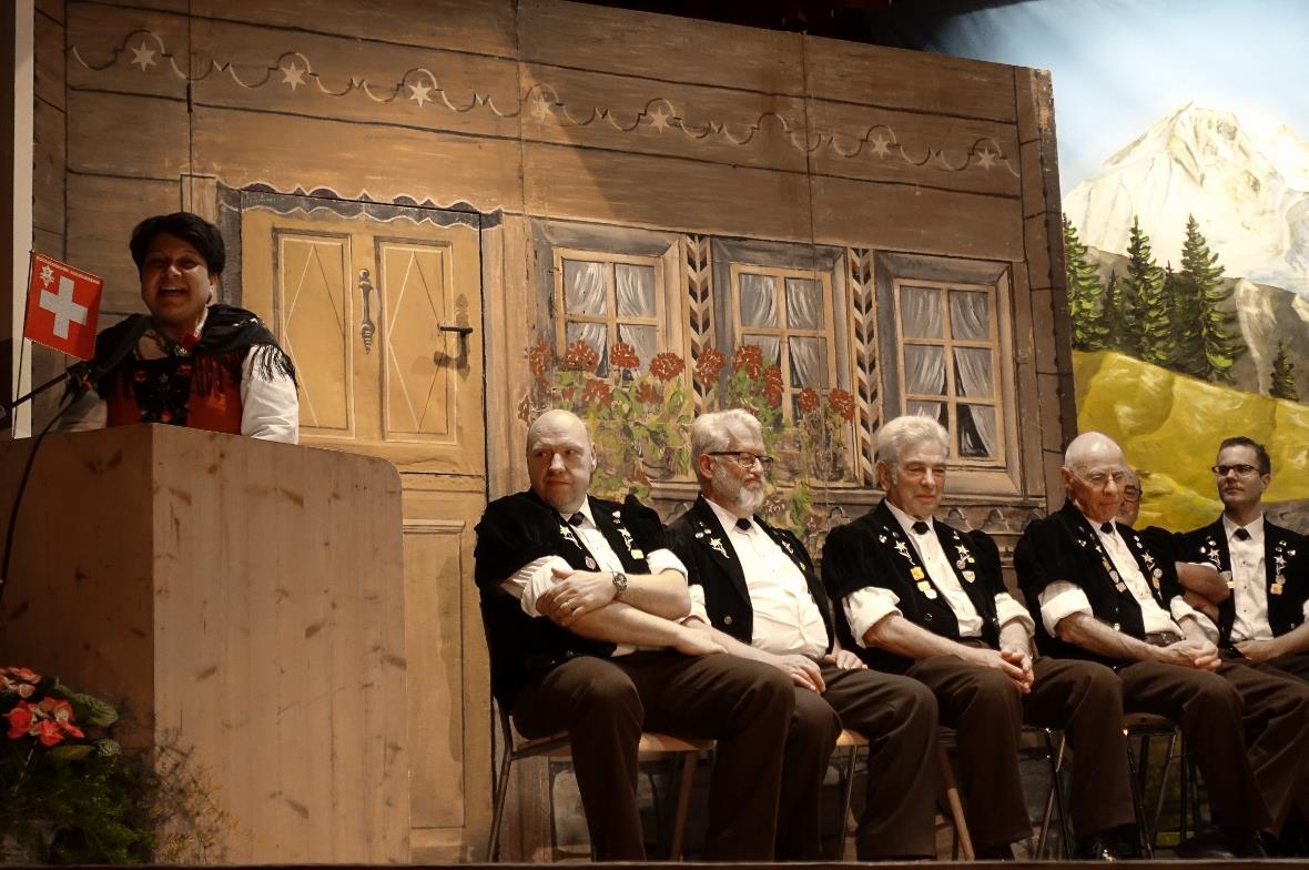 Karin Niederberger überbrachte als EJV-Zentralpräsidentin eine sympathische Grus...