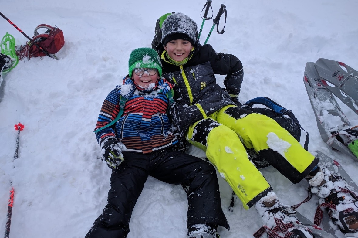 Keine Berührungsängste mit Schnee.