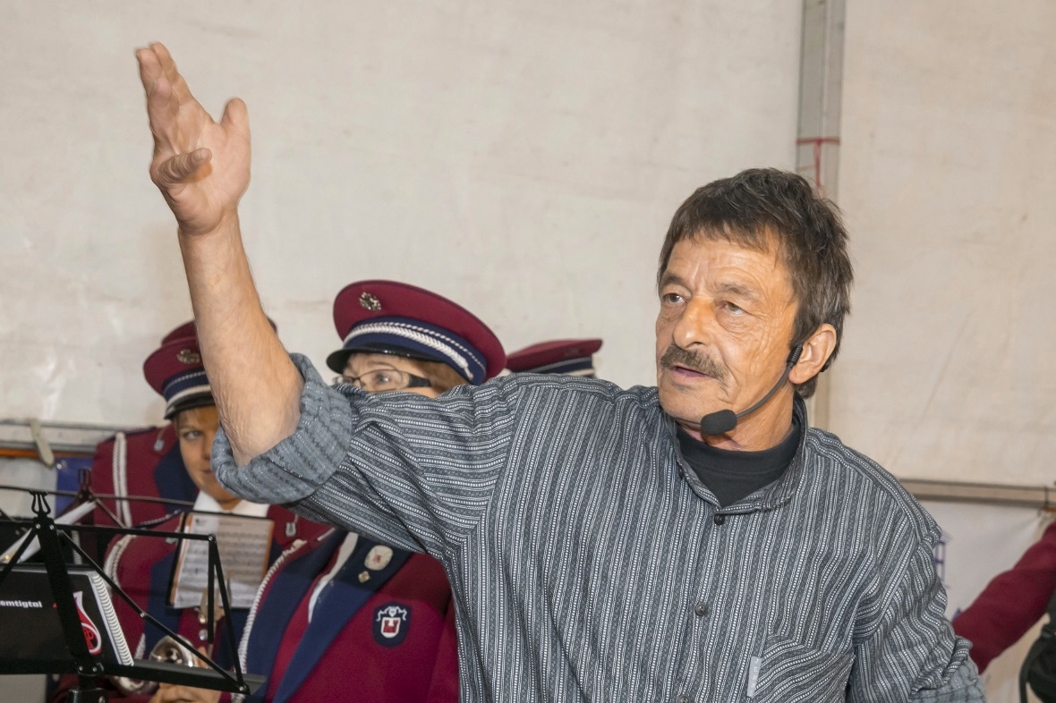 Kilian Wyssen KMU Vorstand Landesteilverband Oberland-West, betonte: «Hinter jed...