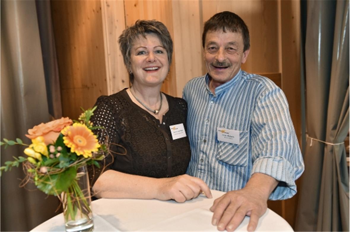 Kilian Wyssen aus St. Stephan löste Beatrice von Känel aus dem Kiental sowohl als Präsident des Landesteils Oberland-West, als auch im leitenden Ausschuss des Gewerbeverbandes Berner KMU ab.