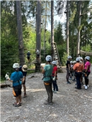 Klettern im Seilpark.