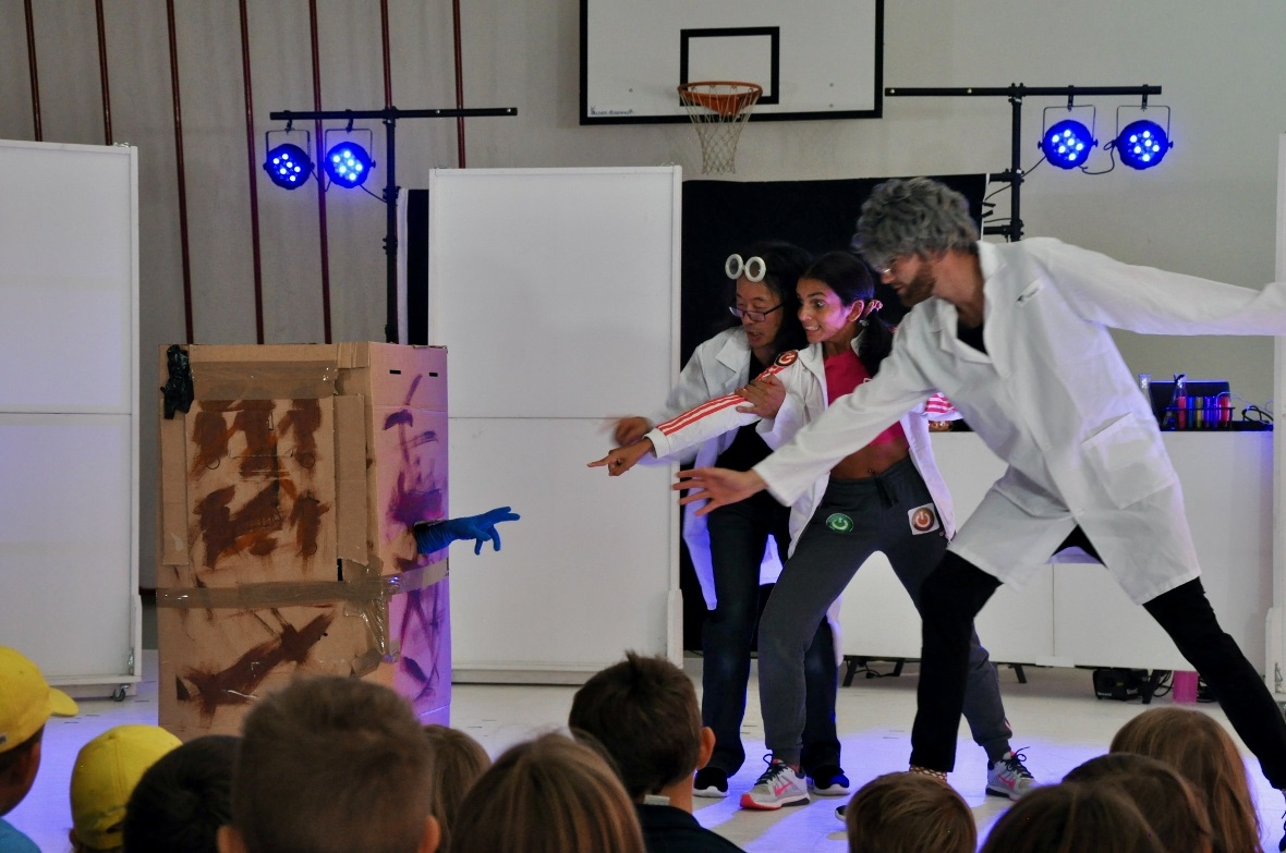 Komisch diese Lieferung, was ist da auch drin?