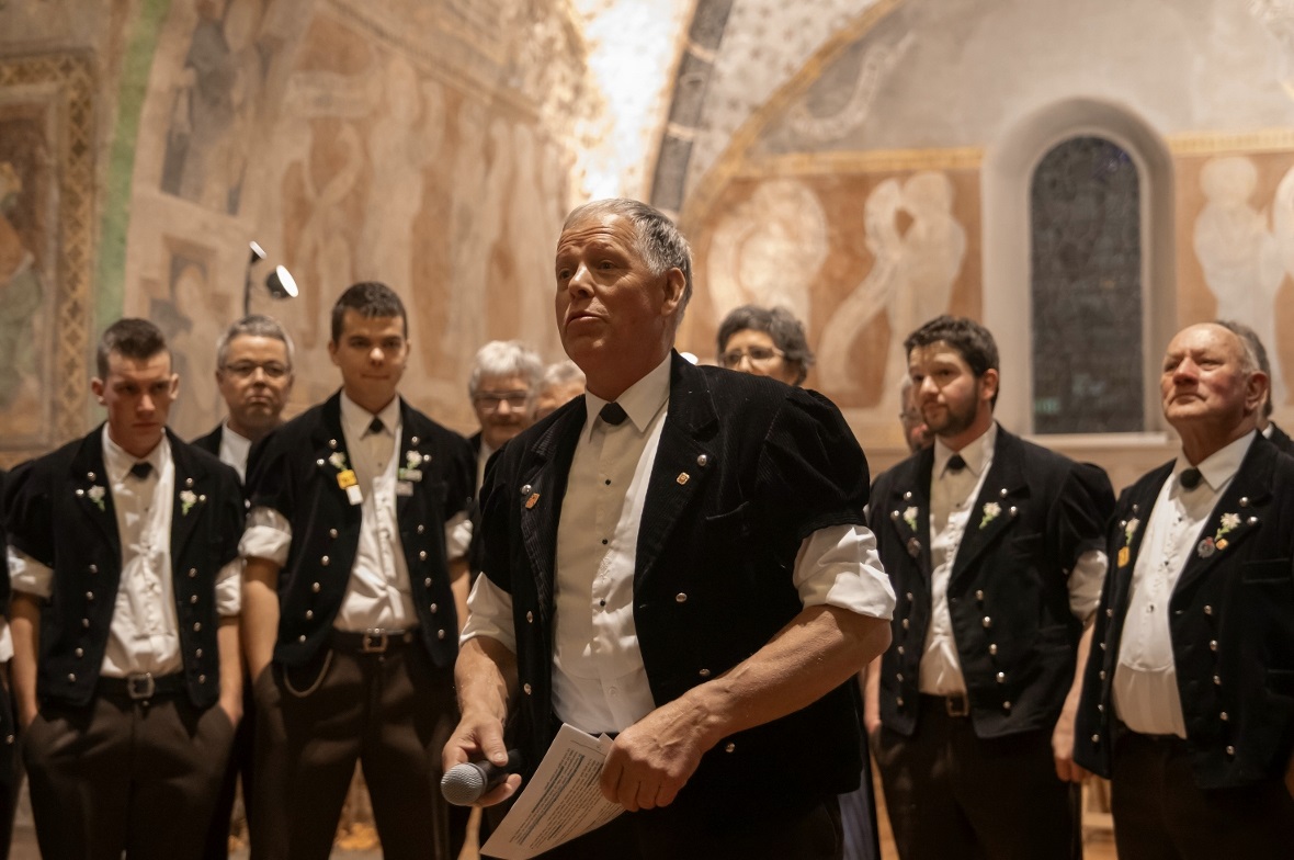 Komponist und Dirigent Klaus Rubin führte durch den Abend.