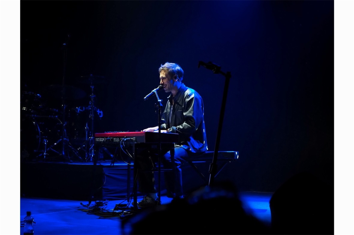Konzert Max Giesinger am 14. Februar 2026 in Das Zelt an der Lenk.