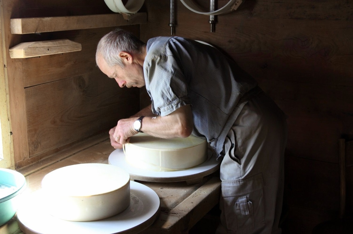 Kurt Schletti bei der Arbeit.