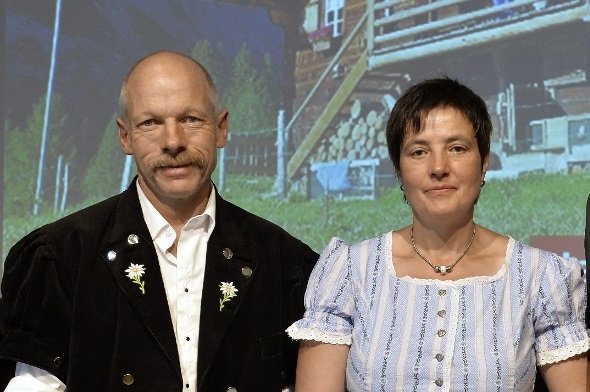 Kurt und Vreni Schletti von der Alp Stiegelberg, Lenk, erreichen den 6. Preis in der Kategorie Berner Alpkäse AOP, Jg. 2013