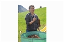 Laub ist ausgezeichnet zum Mulchen geeignet, erklärte Luzia Emmenegger.
