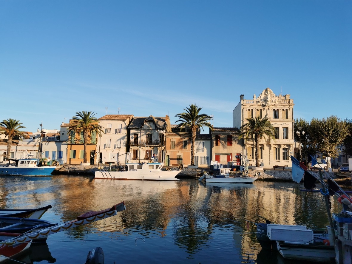 Le Grau du Roi im Morgenlicht.