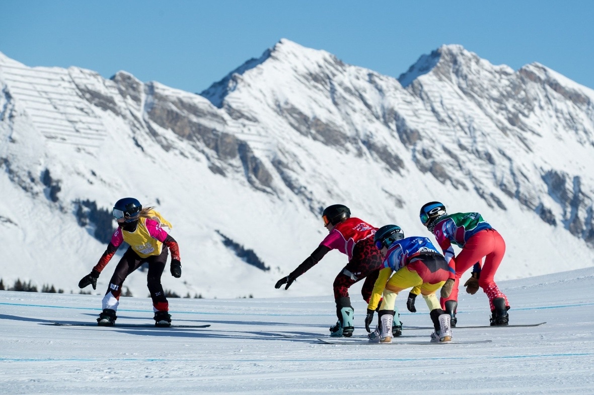 Léonie Wiedmer (vorne) wurde Fünfte bei den Youth Olympic Games.