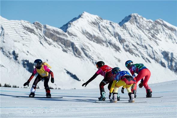 Léonie Wiedmer (vorne) wurde Fünfte bei den Youth Olympic Games.