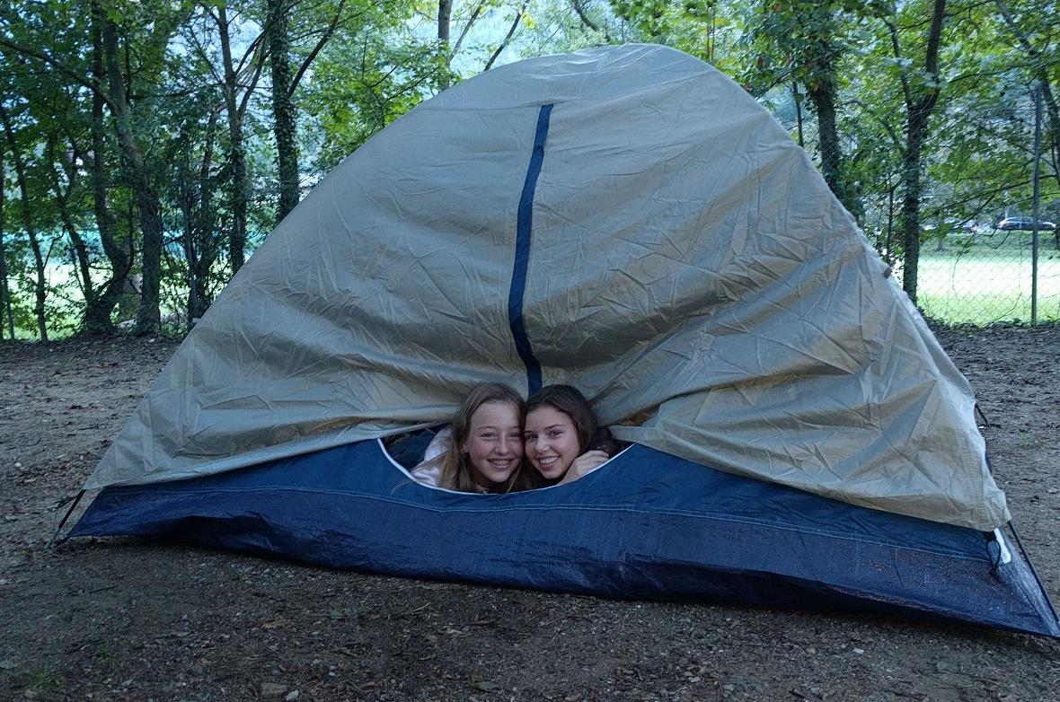 Leonie und Natacha auf dem Camping Piccolo Paradiso.