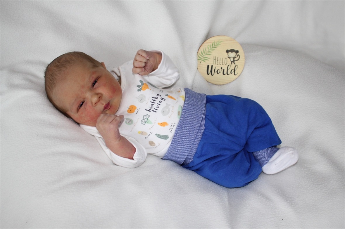 Louis war das erste Baby, das im neuen Jahr im Geburtshaus Maternité Alpin zur Welt kam.