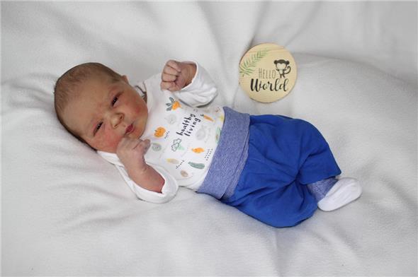 Louis war das erste Baby, das im neuen Jahr im Geburtshaus Maternité Alpin zur Welt kam.