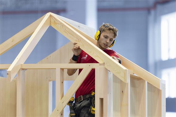 Luca Wissler aus Oey am vierten Tag bei den WorldSkills in Shanghai.