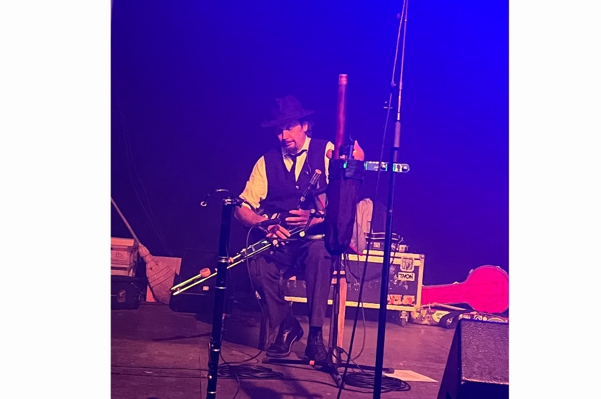 Luco Crespi beherrschte die Uilleann Pipes (irischer Dudelsack) perfekt.