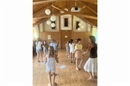 MSSO Kids Singers haben Gesang, Tanz und Rhythmus fröhlich vereint. Die Kinder s...