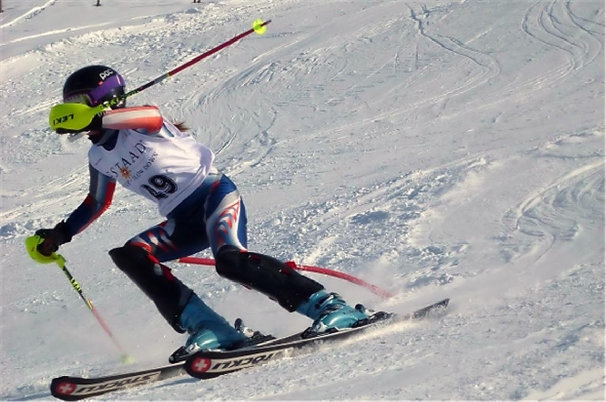 Mädchen JO 2, 2. Rennen: Die Schönriederin Zoë Herrmann.