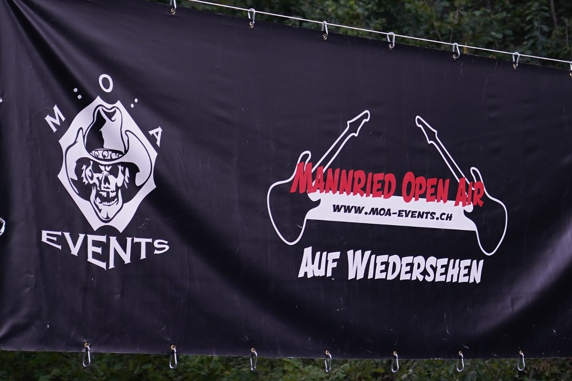 Mannried Open Air