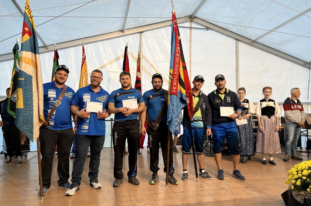Mannschaftswertung: 1. Rang Schweizermeister Höchstetten A, 2. Rang Richigen A, ...