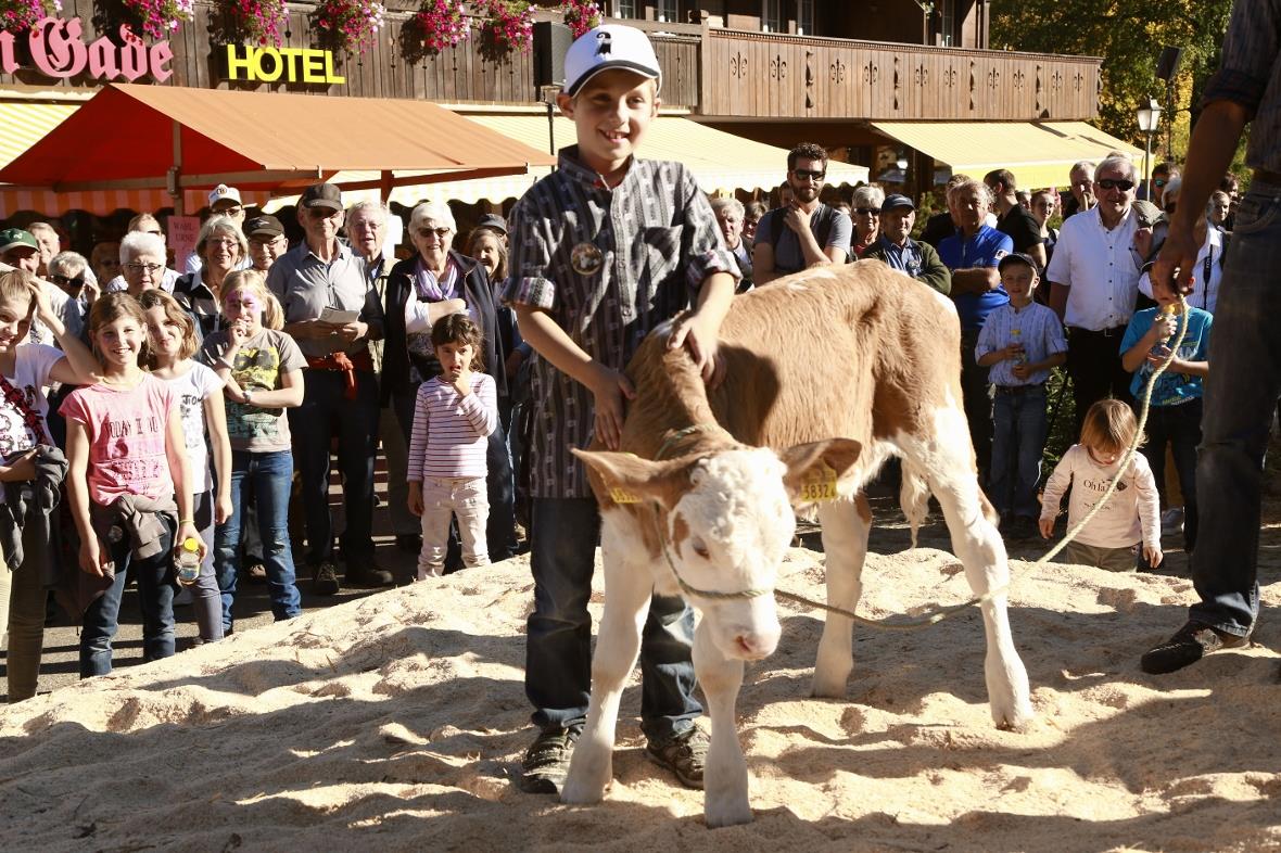 Marc Erb Münchenbuchse hat gut geschätzt und hat Glück gehabt. Er gewinnt das Ka...