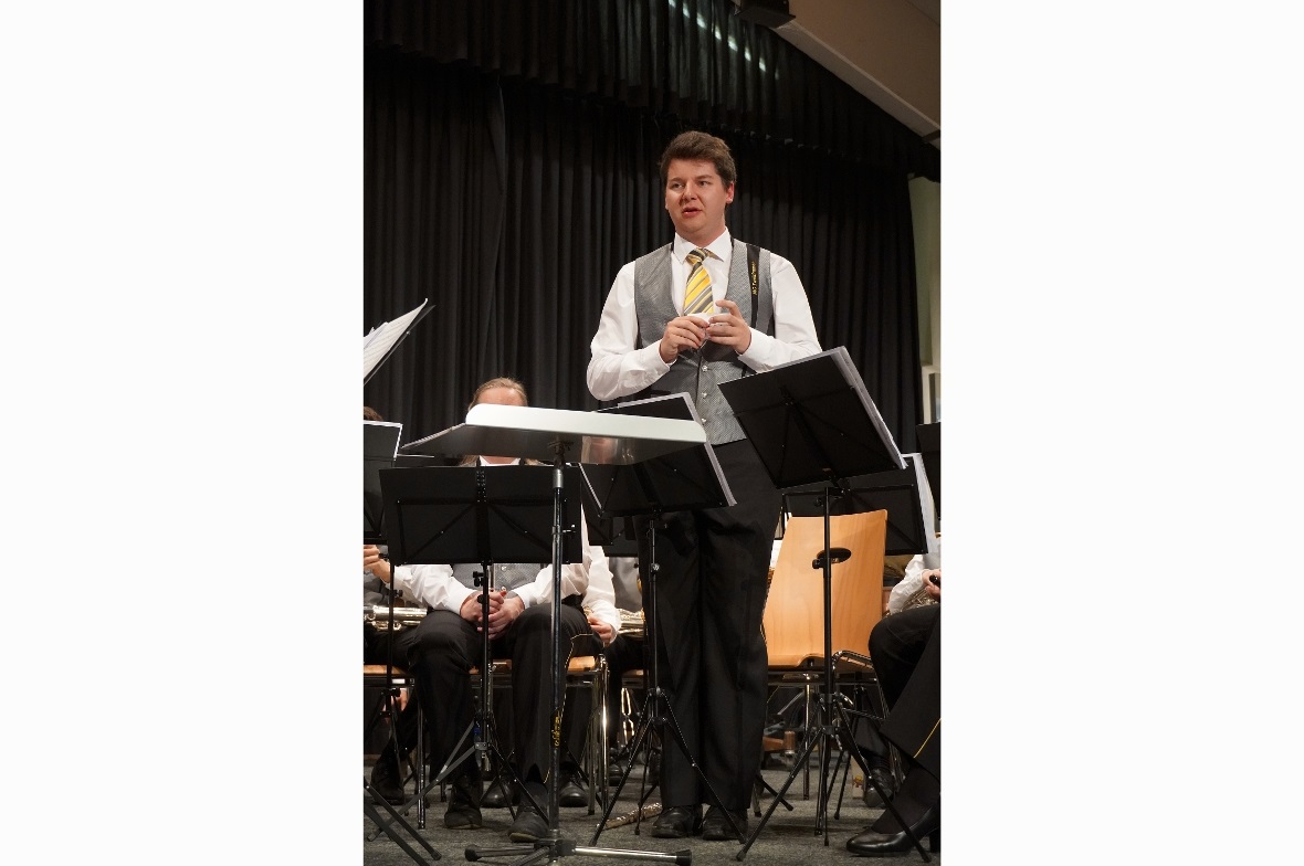 Marcel Grütter führte gekonnt und unterhaltsam durch das Programm.