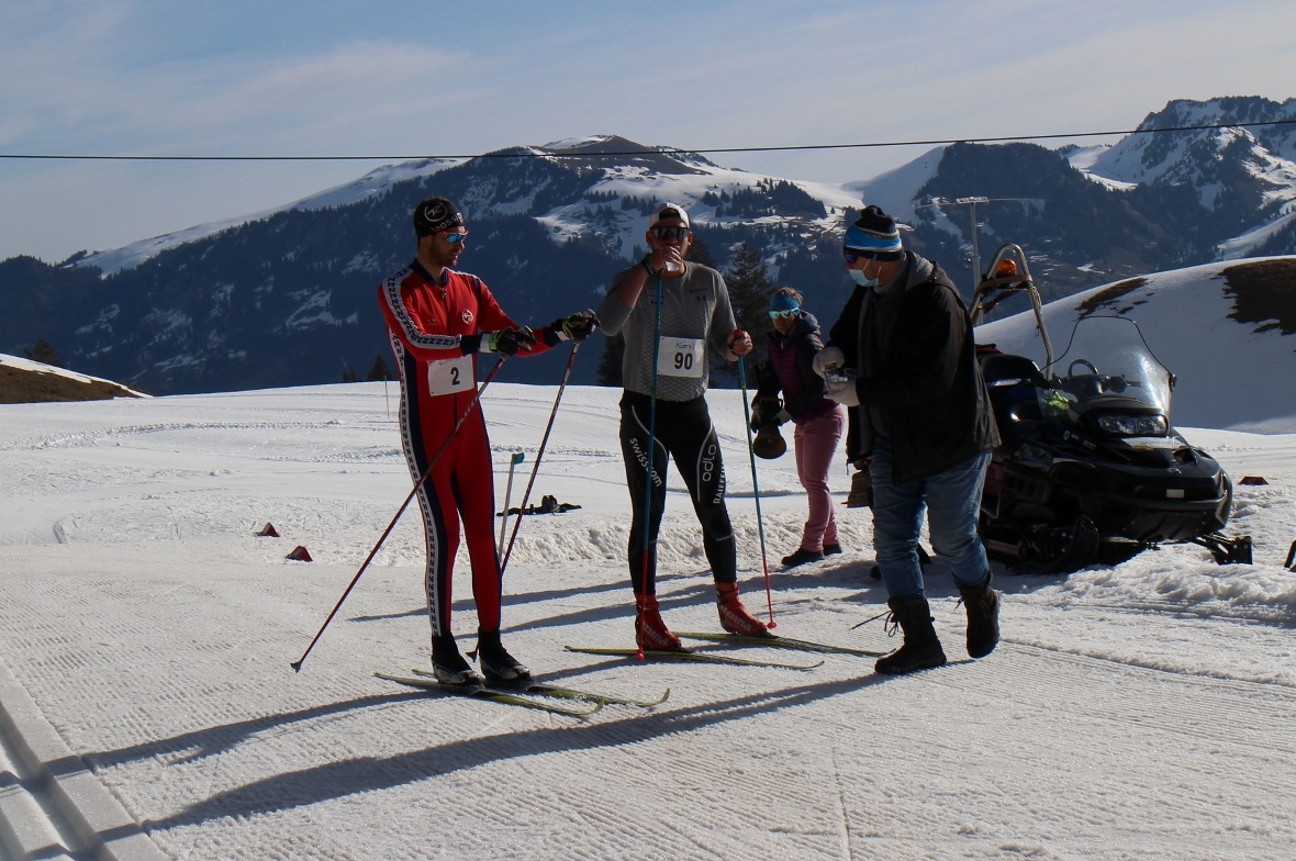 Marcel Spalinger liess sich beim Verwöhnen der Langläufer nicht aus der Ruhe bringen und holte so auch dank dem Glocknen von Regula Dänzer 16 Gault-Millau-Punkte.