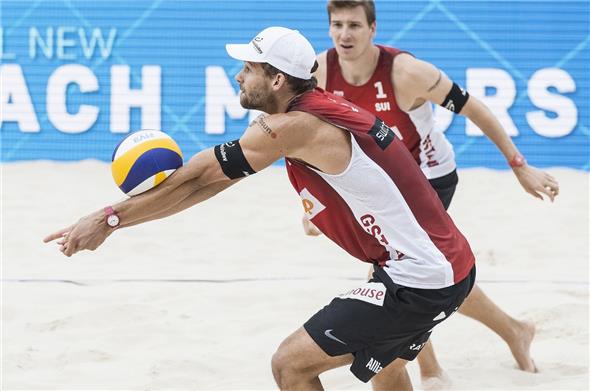 Marco Krattiger und Nico Beeler am Beachvolleyballturnier Gstaad 2019.