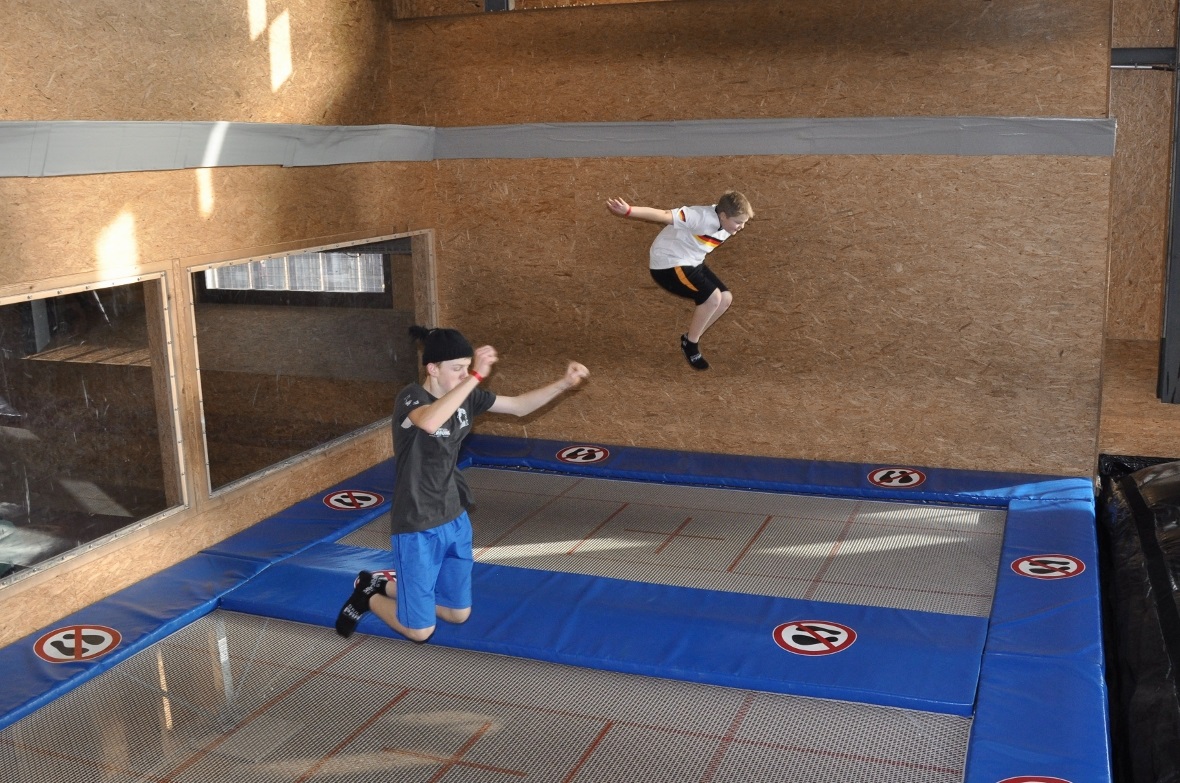 Marco und Florian auf dem Eurotramp.