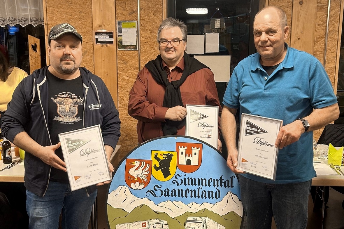 Mario Hählen, René Matti und Werner Matti wurden für 25 Jahre geehrt.