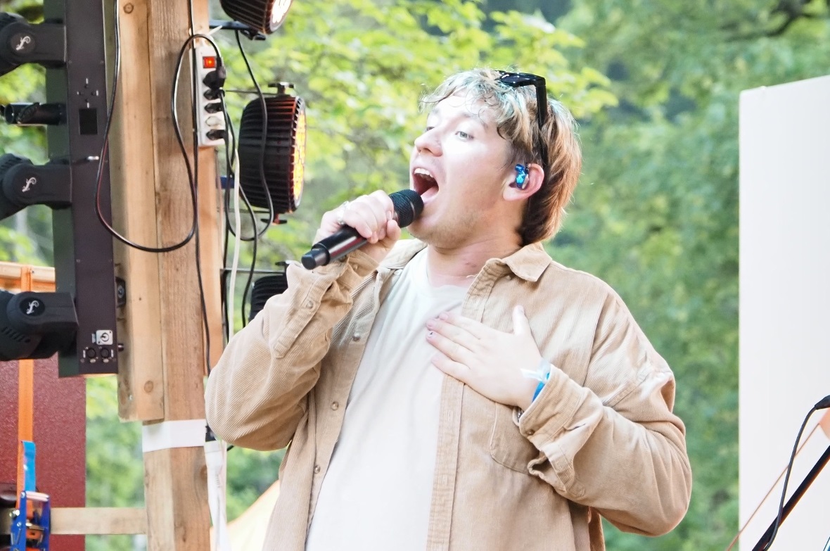 Marius Bear Mittsommerfestival 2023 an der Lenk.