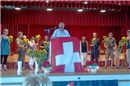 Markus Josi mit den Neuzuzügern.