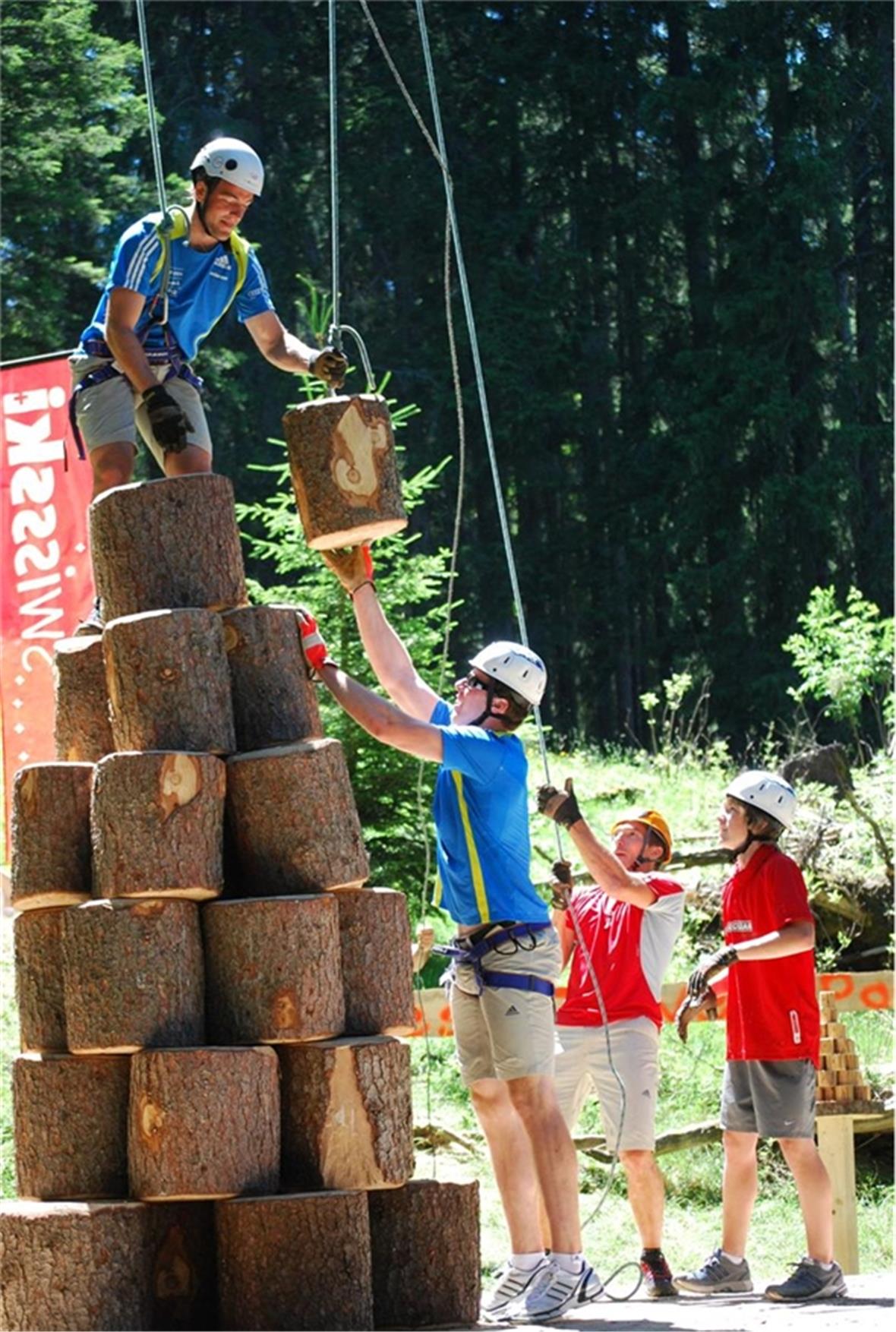 Markus Vogel und Marc Gisin als Turmbauer.