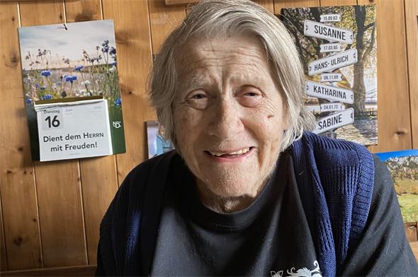 Martha Heimberg-Kaufmann in ihrem Zuhause in Oberwil.