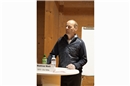 Matthias Matti aus Zweisimmen (Mitte) ist Betriebsökonom und arbeitet beim VBS.