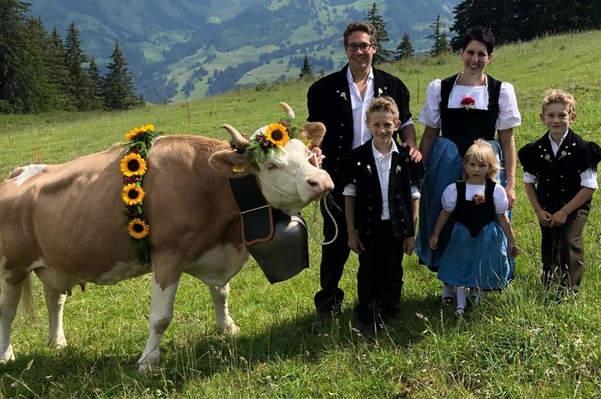 Meisterkuh Mireille von Familie Marcel und Flavia Gfeller.