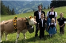 Meisterkuh Mireille von Familie Marcel und Flavia Gfeller.