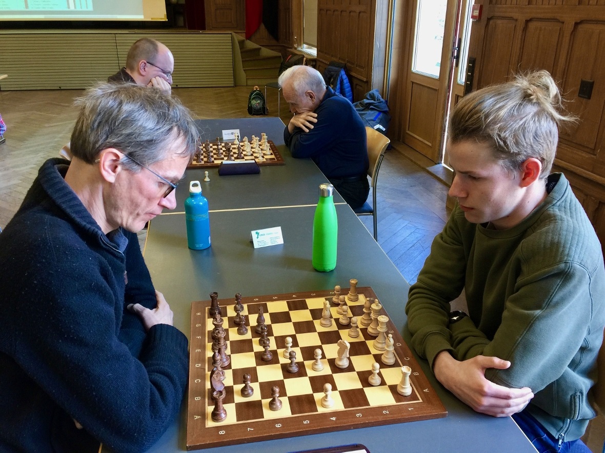Michael Bütler (4. Rang) gegen Jan Schmocker (2. Rang).
